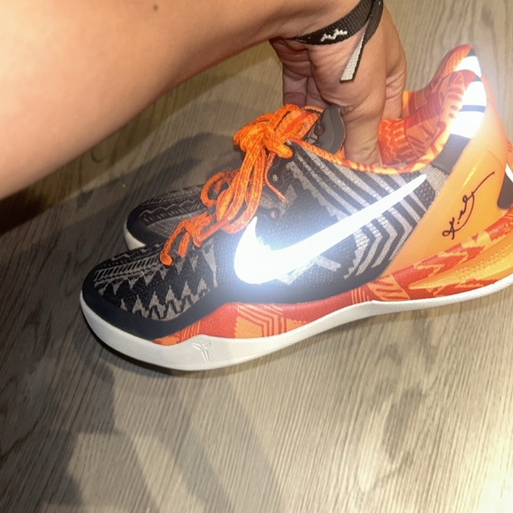 Kobe 8- black history month - Picture 3 of 4